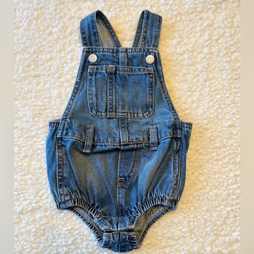 Old Navy Unisex Denim Romper - 6-12 months